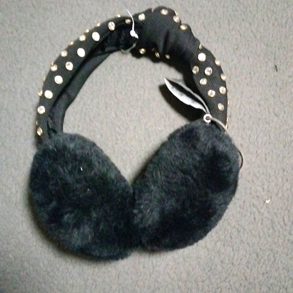 Vince Camuto black studded rhinestone and gold w/fur ear muffs